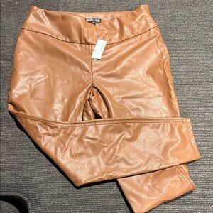Reitmans Tan Skinny Leather look Pants